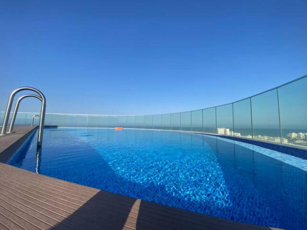 Apartment Mckenzie 2 Bedrooms Seaview Larnaka
